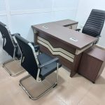 1.6 Metres Exclusive Office Table With Extension And Mobile Drawer