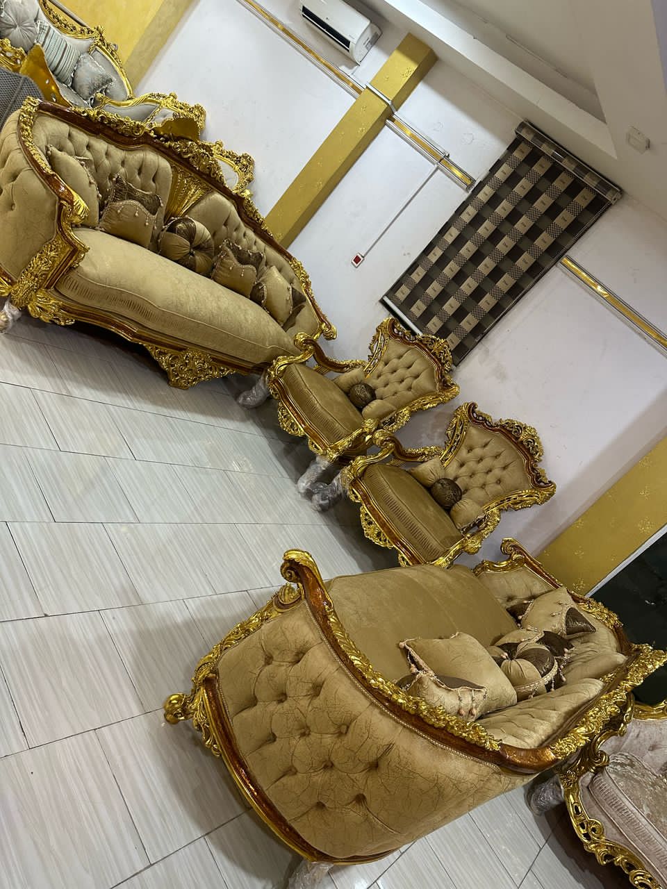 7 Seater’s Sofa+ Center Table + 2 Side Stool - Image 2