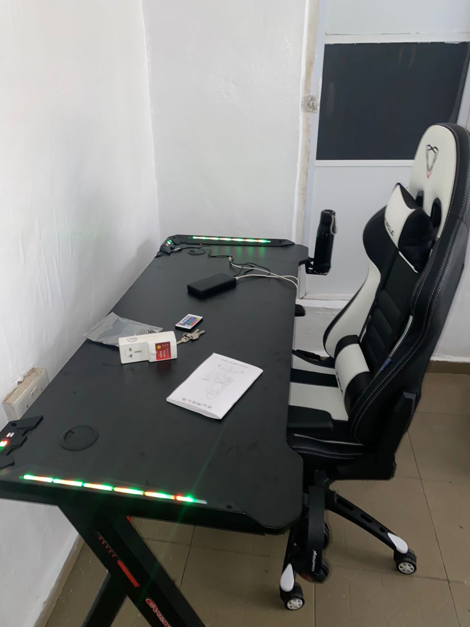 Set Of Executive Office Gaming Chair + Gaming Desk - Image 7