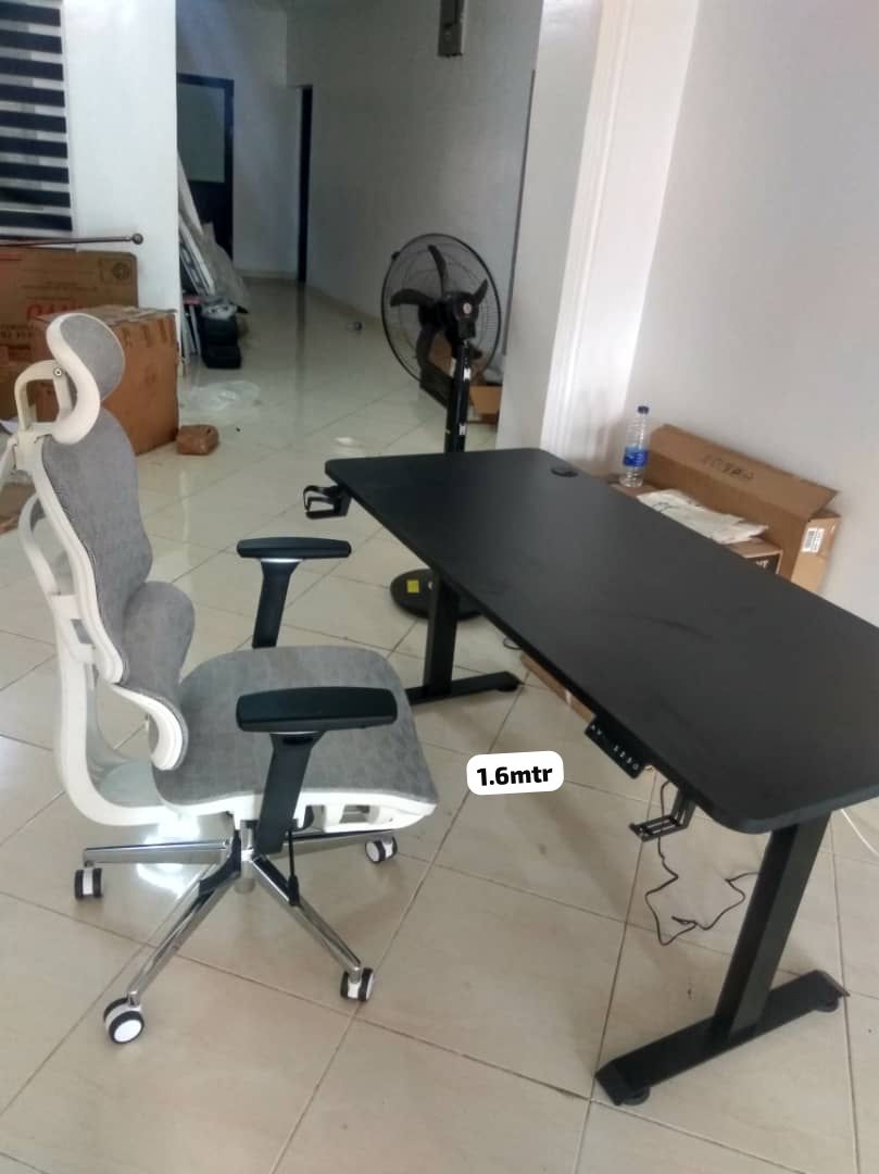 Adjustable Height Electric Standing Desk(1.2mtr) - Image 18