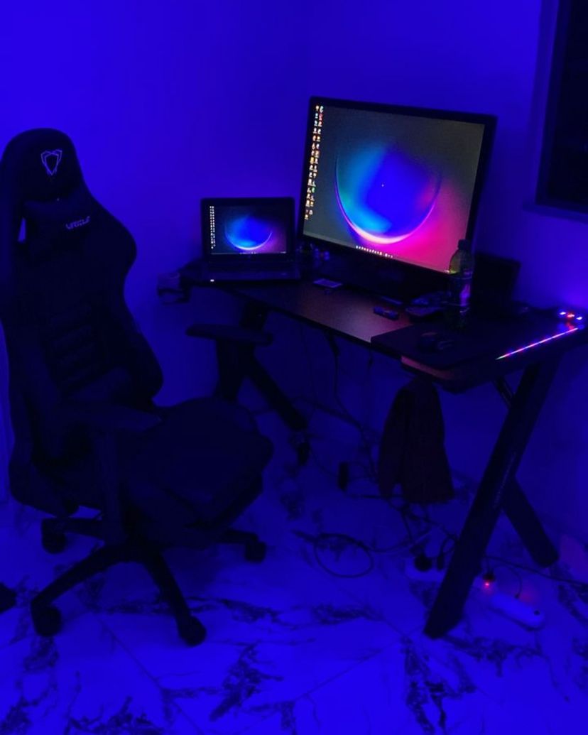 Set Of Executive Office Gaming Chair + Gaming Desk - Image 6