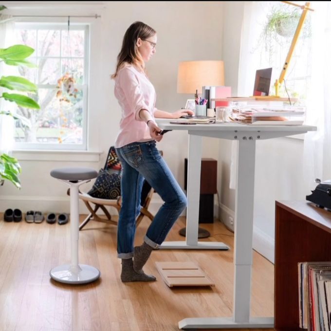 Adjustable Height Electric Standing Desk(1.2mtr) - Image 8