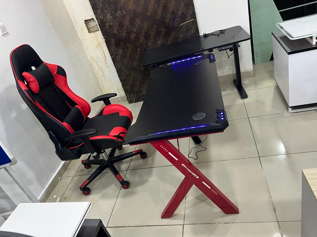 Set Of Executive Office Gaming Chair + Gaming Desk - Image 4